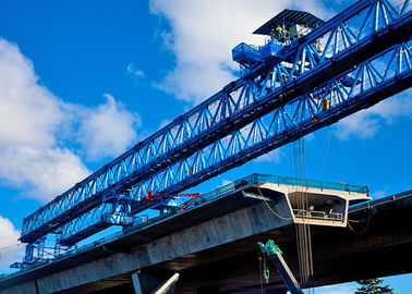 100 Ton Railway Bridge Girder Meluncurkan Gantry Crane / Mesin Ereksi
