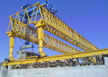 Struktur Baja Truss Jembatan Jembatan Jalan Tol 300T Peluncur yang Disesuaikan