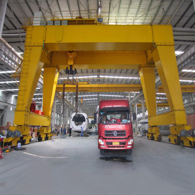 Port Rubber Tire Gantry Container Lifting Crane 50m / Min