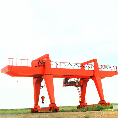 Bengkel Electric Gantry Crane 50hz Kapasitas Besar 15M / MIN