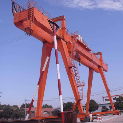 Gudang Gantry Crane Tugas Berat Khusus 550KN 40M / MIN