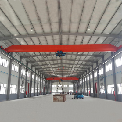 Bengkel Umum Mengangkat Menggunakan Single Girder Overhead Crane Dengan Hoist