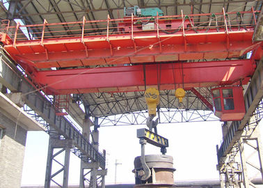 QDY / YZ Heavy Duty Foundry Overhead Crane Untuk Mengangkat Billet Baja