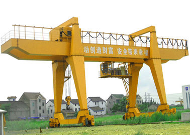 MG Type Rail Lifting Double Beam Crane Dengan Hook 30 Ton 0 - 15m Panjang Cantilever
