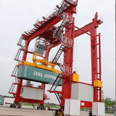 Kontainer Pengiriman Listrik Khusus Gantry Crane 22m Rubber Tyred
