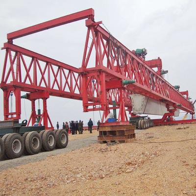 Truss Type Girder Launcher Crane 50M Mesin Pengangkat Kinerja Tinggi