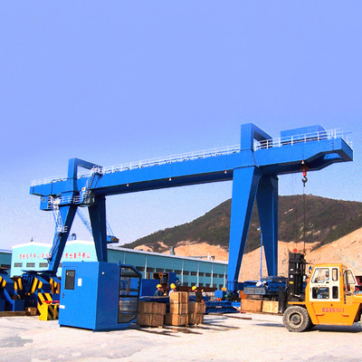 Jenis Kotak Double Girder Gantry Crane Heavy Duty Umum Outdoor Gunakan 40m 15M/MIN