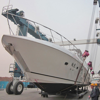 Customized All Tons Travel Lift Crane 30m Untuk Perawatan Perahu &amp; Yacht 380V